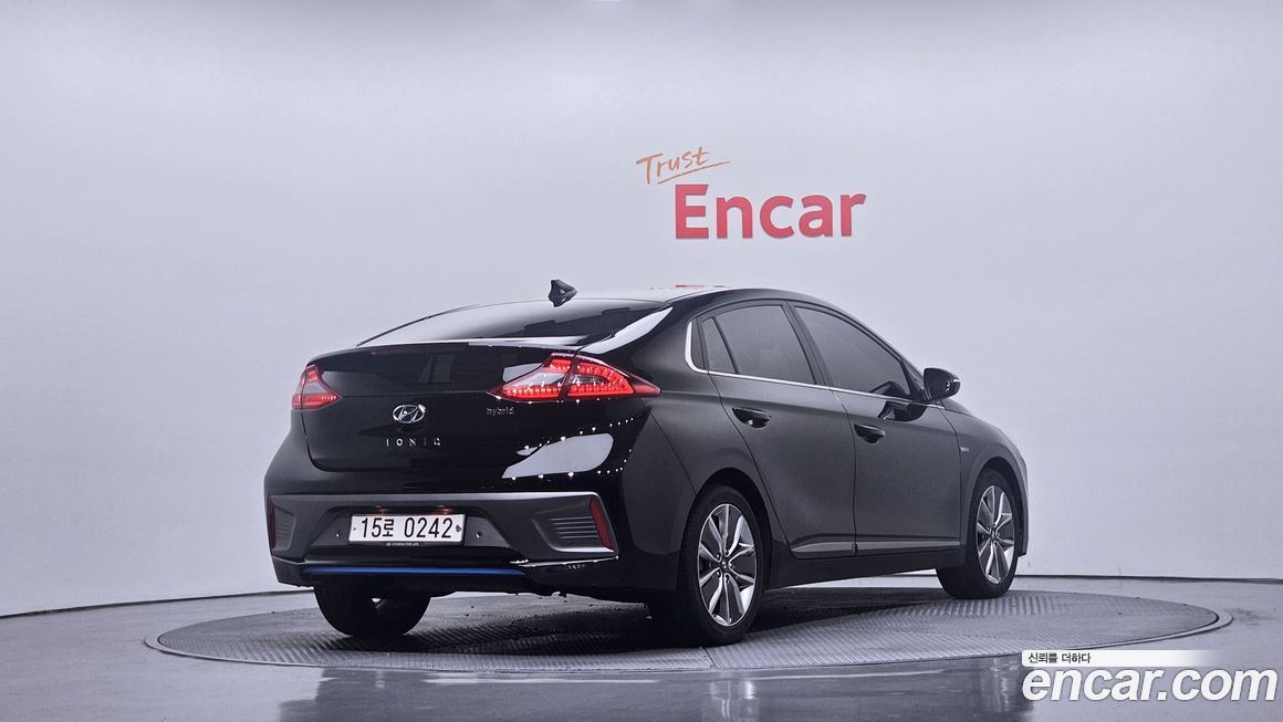 Hyundai Ioniq 2016