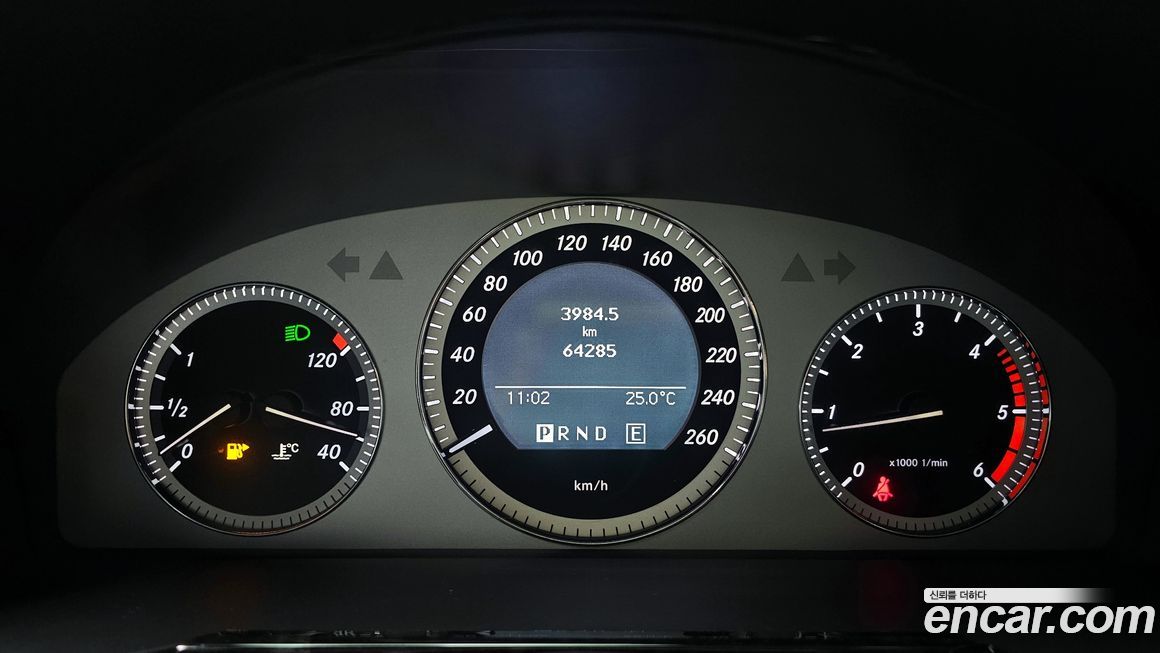 Mercedes-Benz GLK-Class 2012