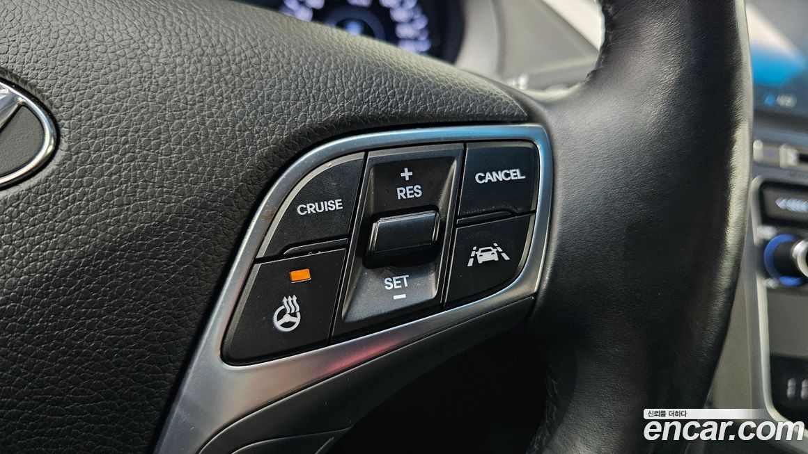 Hyundai Grandeur 2015