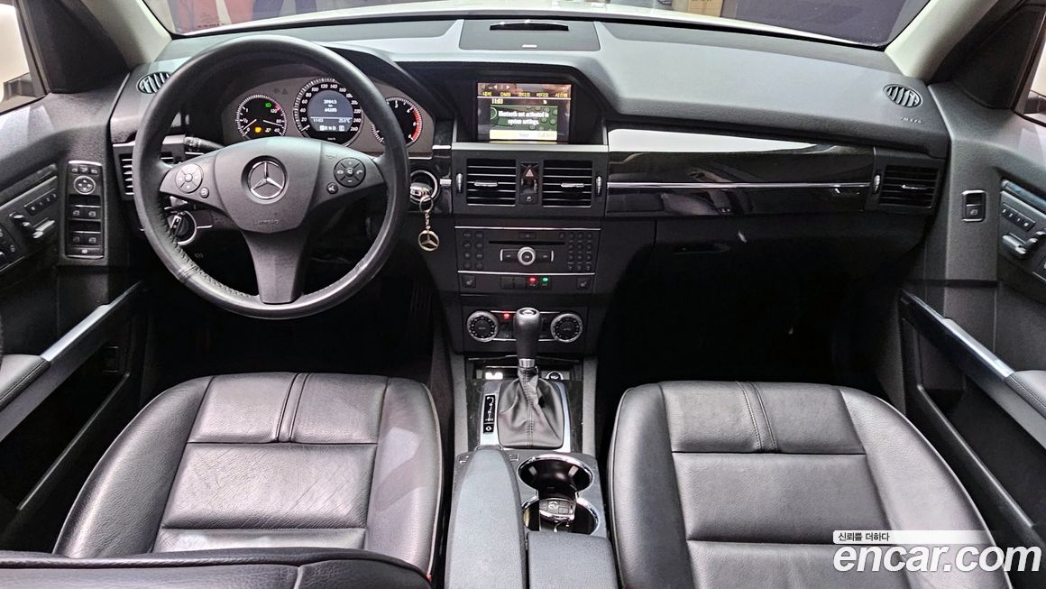 Mercedes-Benz GLK-Class 2012