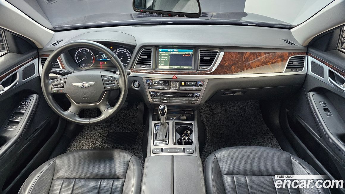 Hyundai Genesis 2016