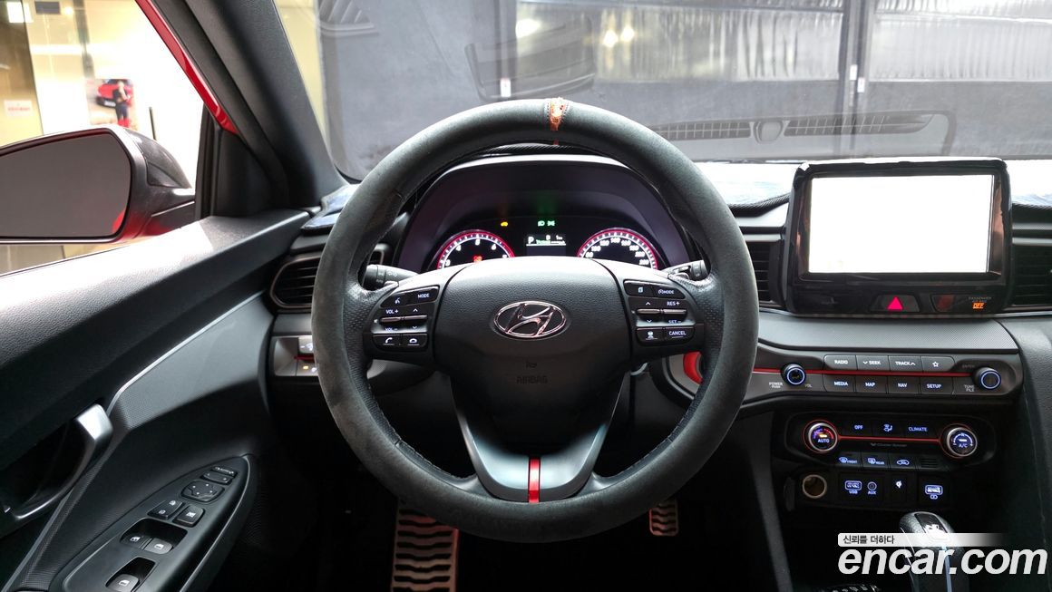 Hyundai Veloster 2018