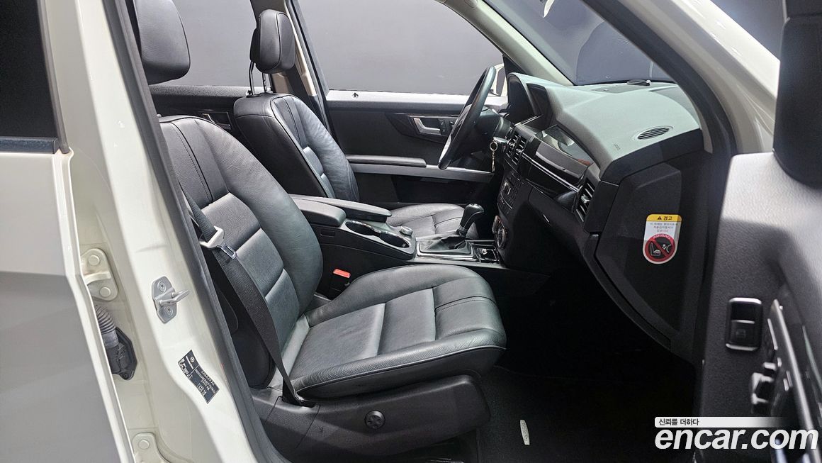 Mercedes-Benz GLK-Class 2012