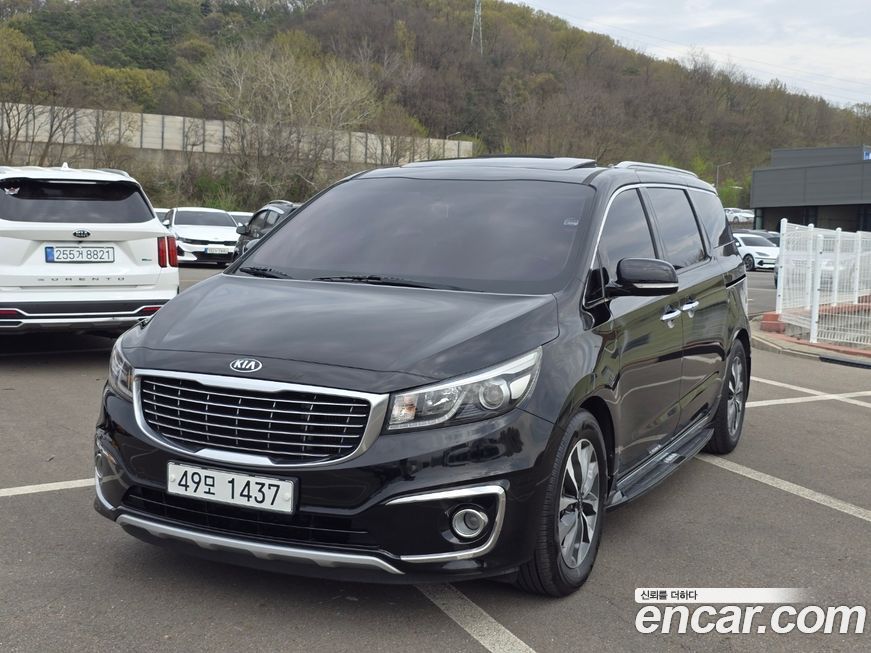 Kia Canival 2015