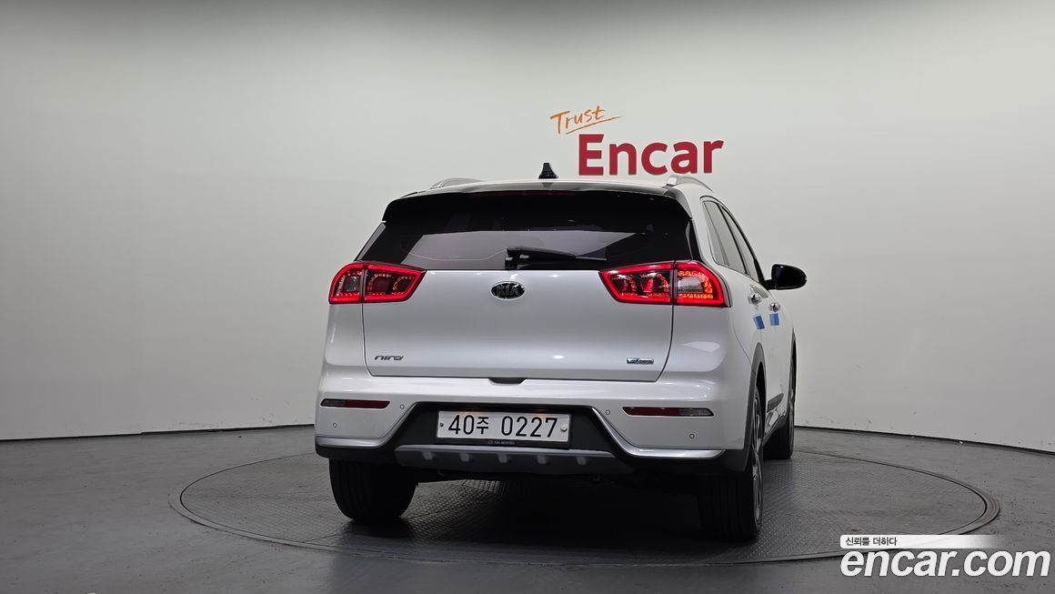 Kia Niro 2017