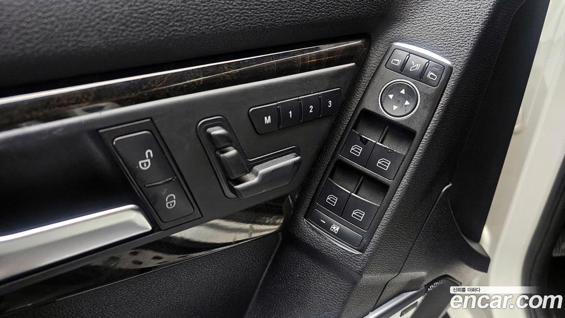 Mercedes-Benz GLK-Class 2012