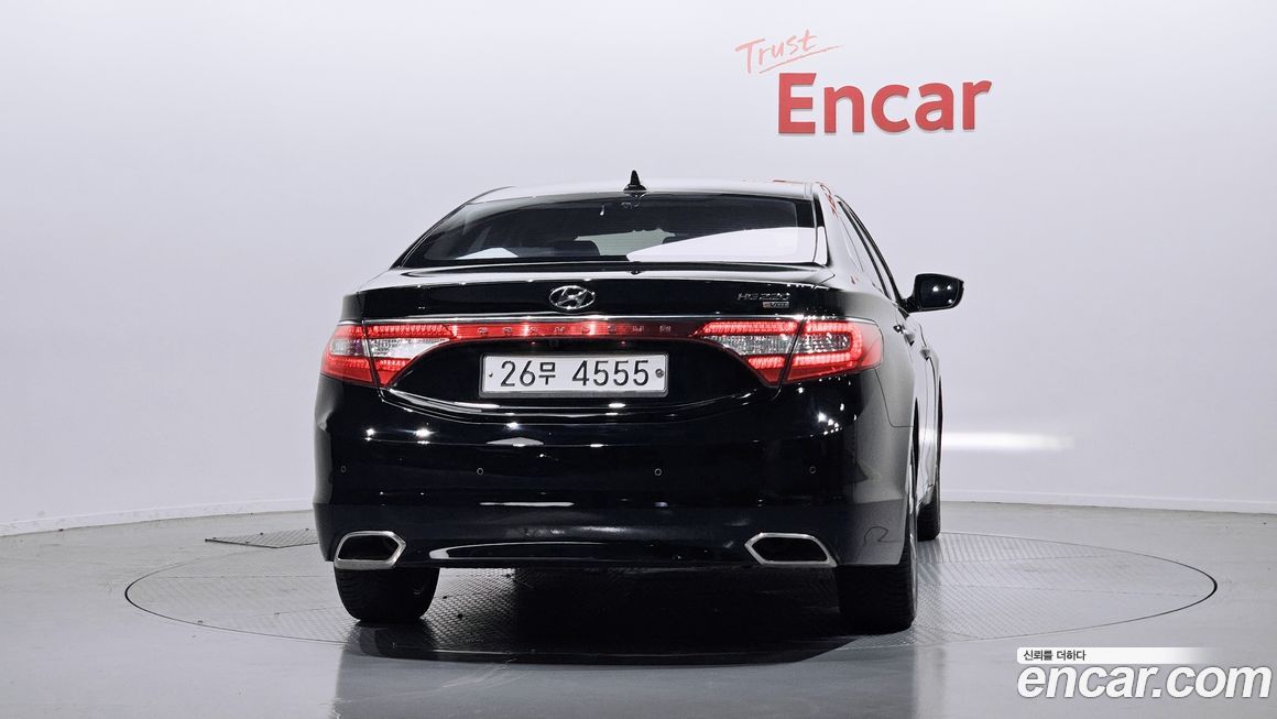 Hyundai Grandeur 2015