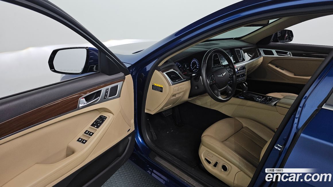 Hyundai Genesis 2016