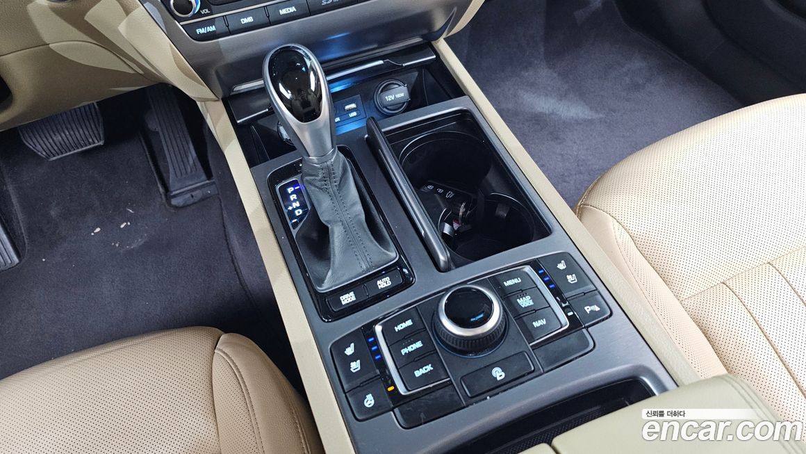 Hyundai Genesis 2016