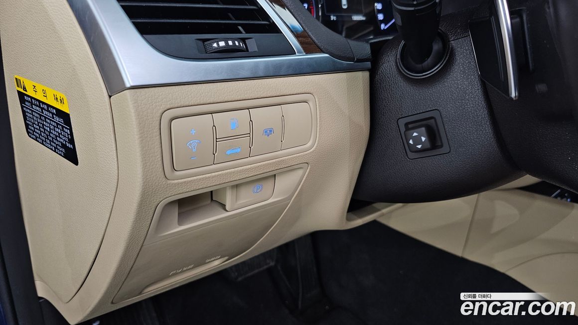 Hyundai Genesis 2016