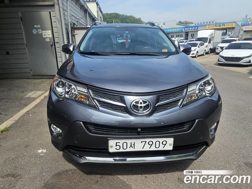Toyota RAV4 2015
