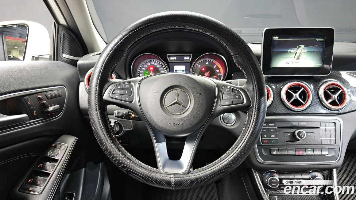 Mercedes-Benz GLA-Class 2017