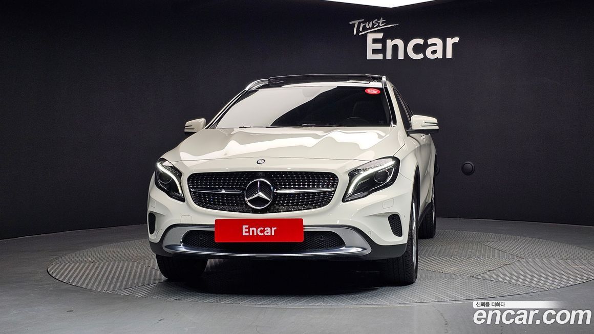 Mercedes-Benz GLA-Class 2017
