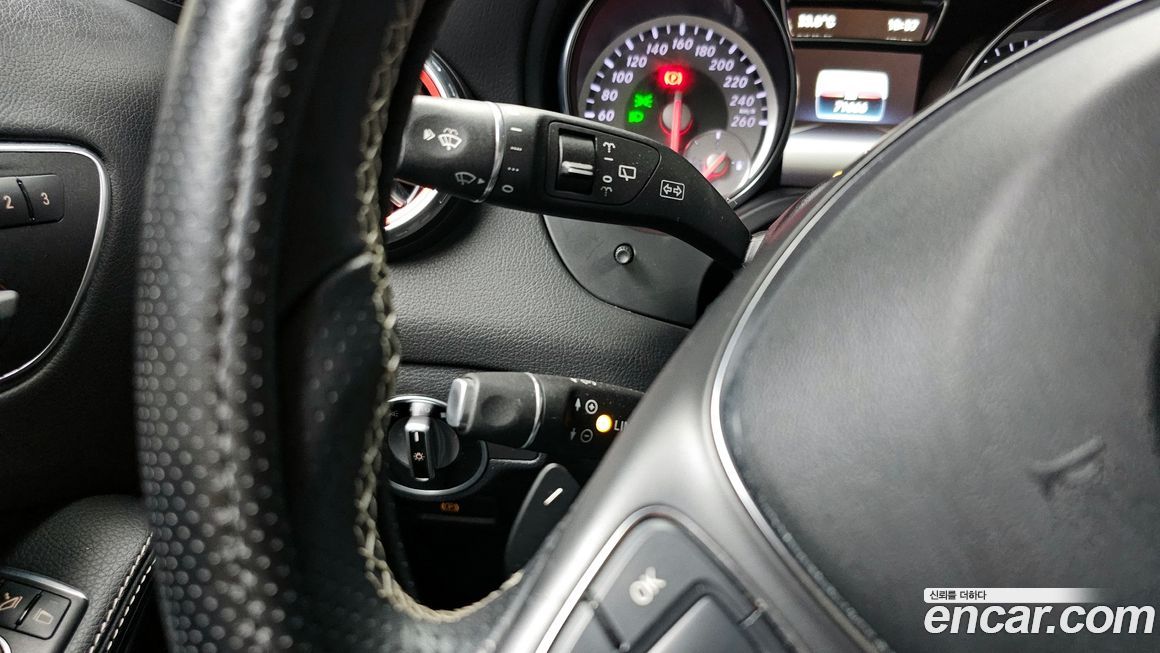 Mercedes-Benz GLA-Class 2017