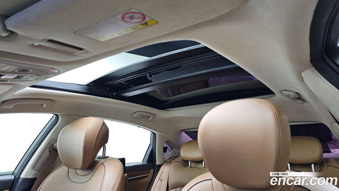 Hyundai Genesis 2016