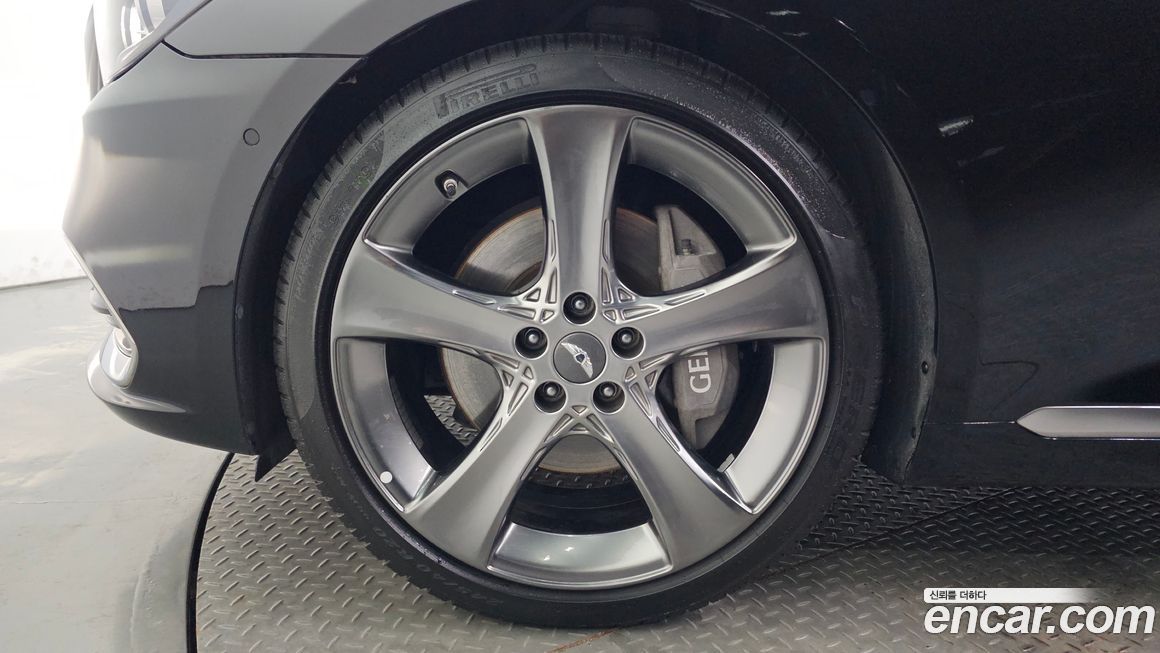 Hyundai Genesis 2016