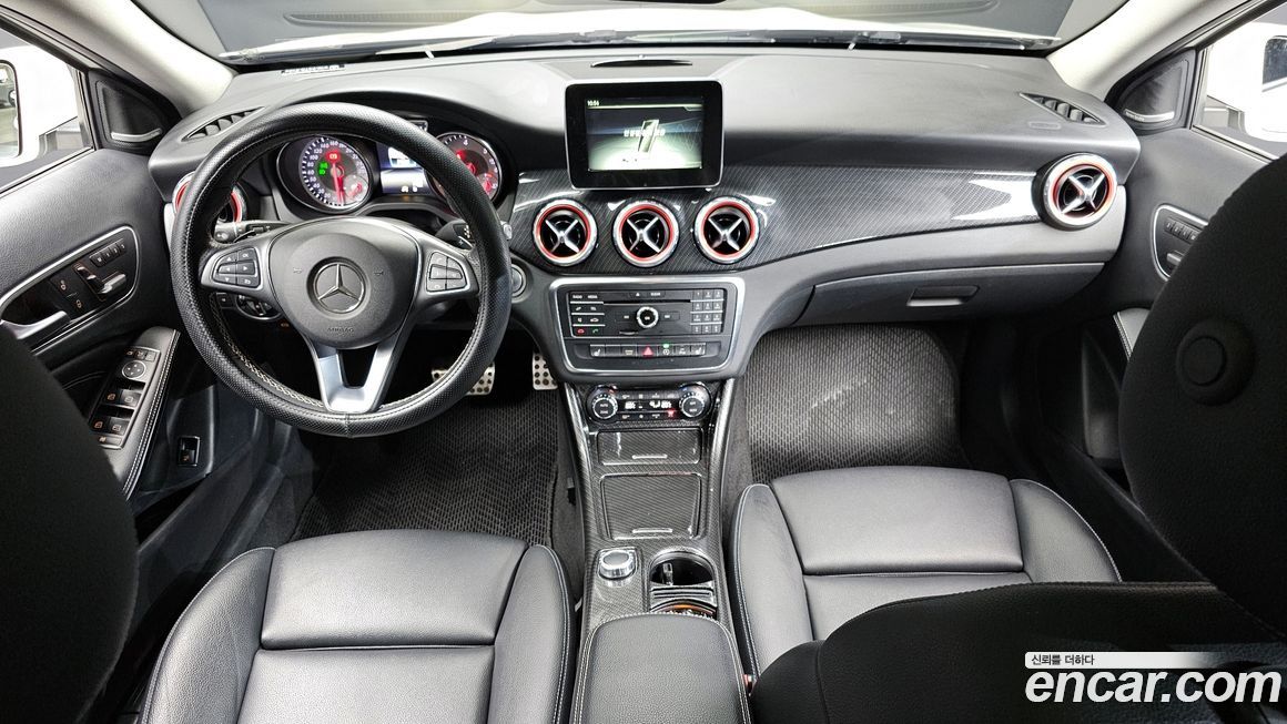 Mercedes-Benz GLA-Class 2017