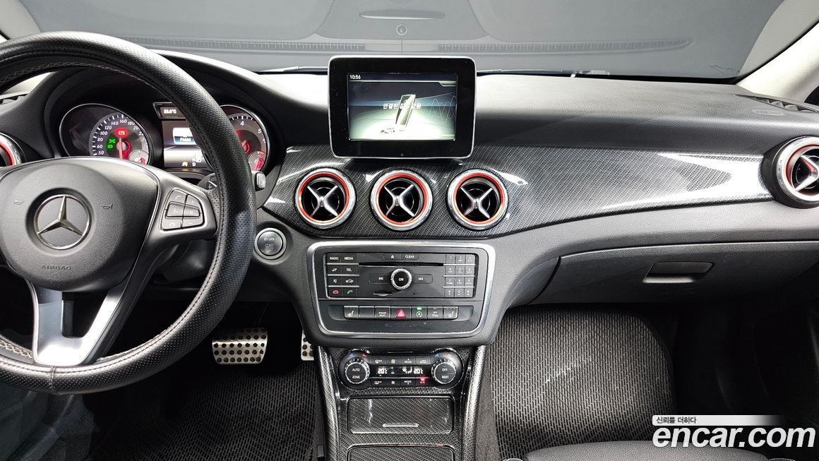 Mercedes-Benz GLA-Class 2017