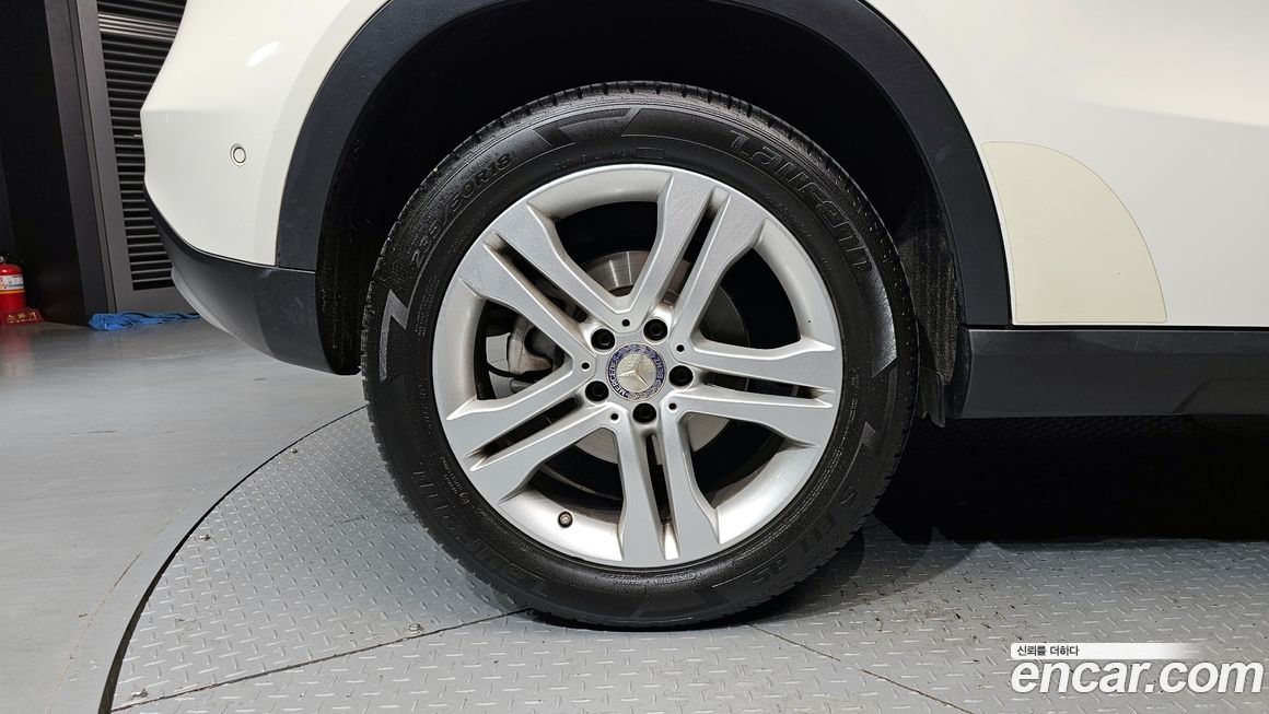 Mercedes-Benz GLA-Class 2017