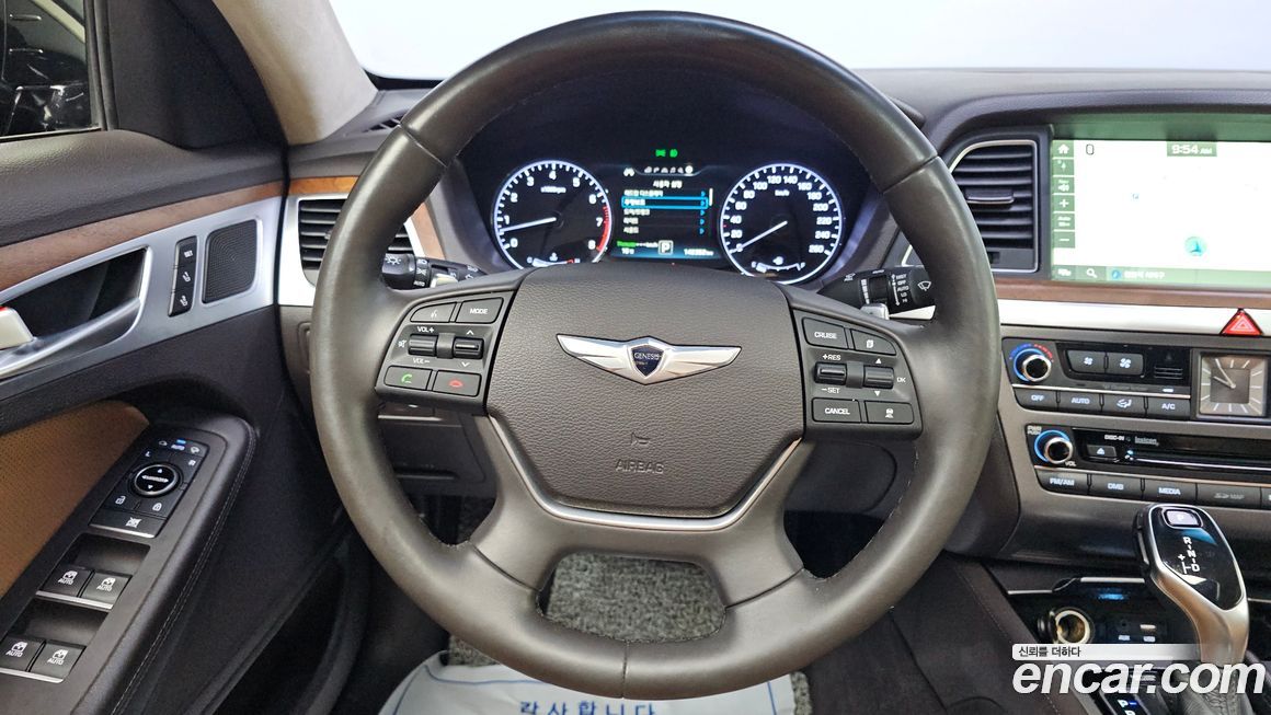 Hyundai Genesis 2016