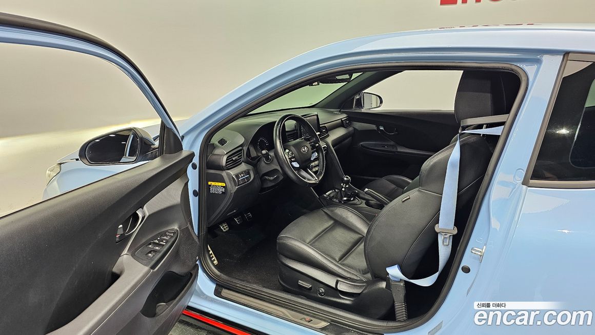 Hyundai Veloster 2019