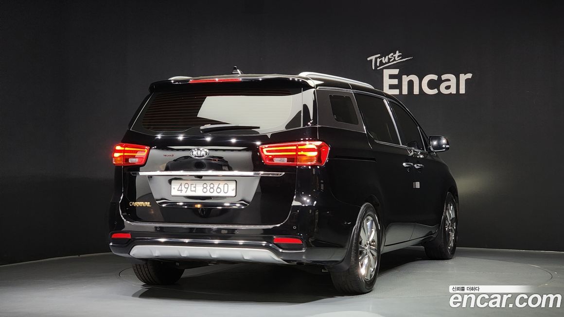 Kia Canival 2019