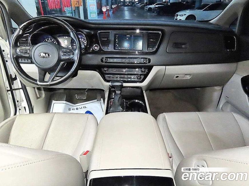 Kia Canival 2019