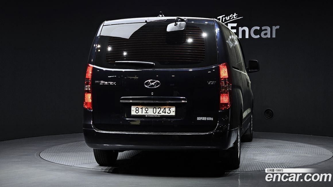 Hyundai Starex 2021
