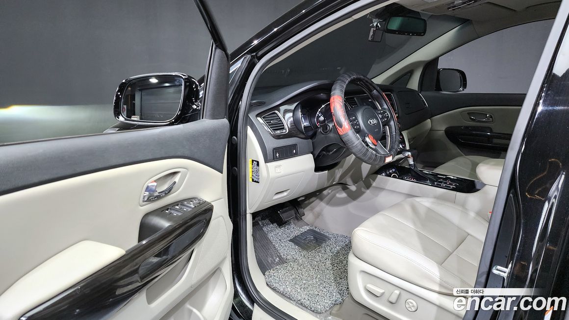 Kia Canival 2019