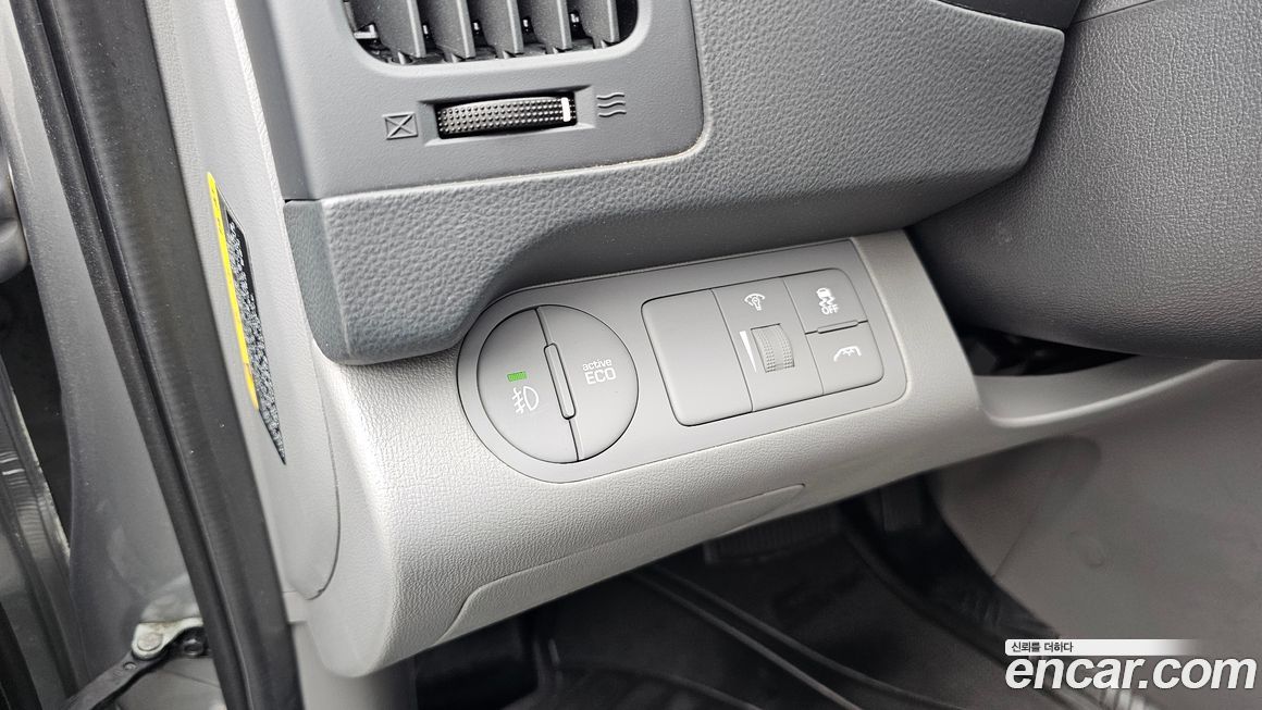 Hyundai Starex 2021