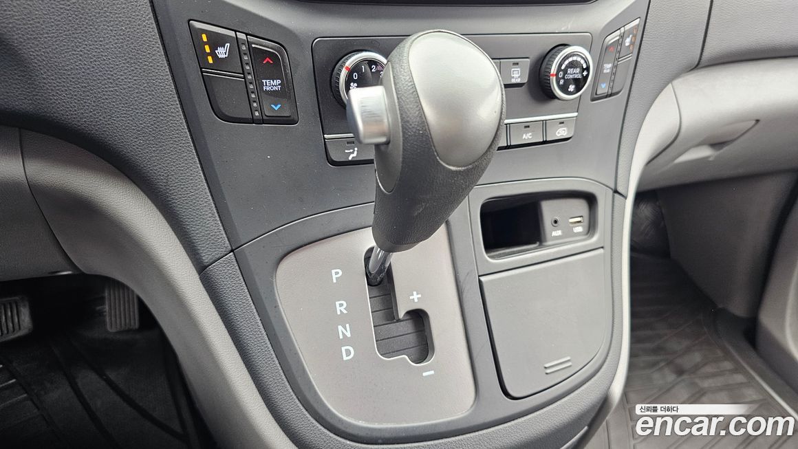 Hyundai Starex 2021