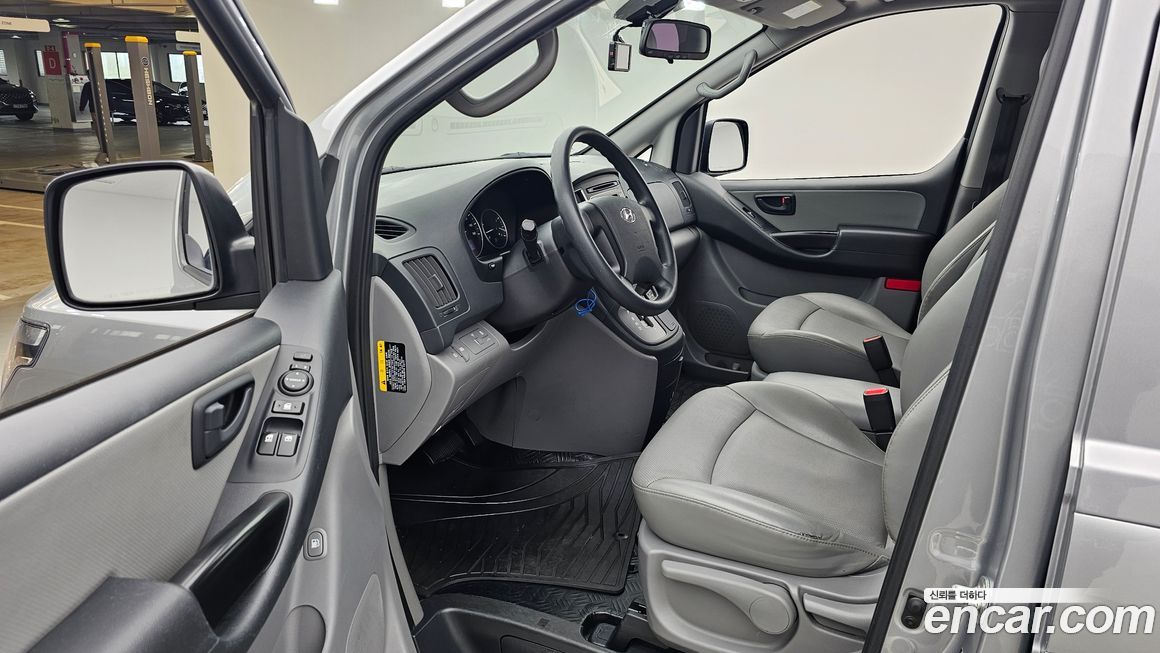 Hyundai Starex 2021