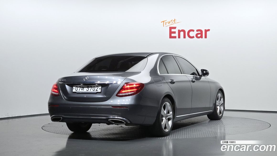 Mercedes-Benz E-Class 2018