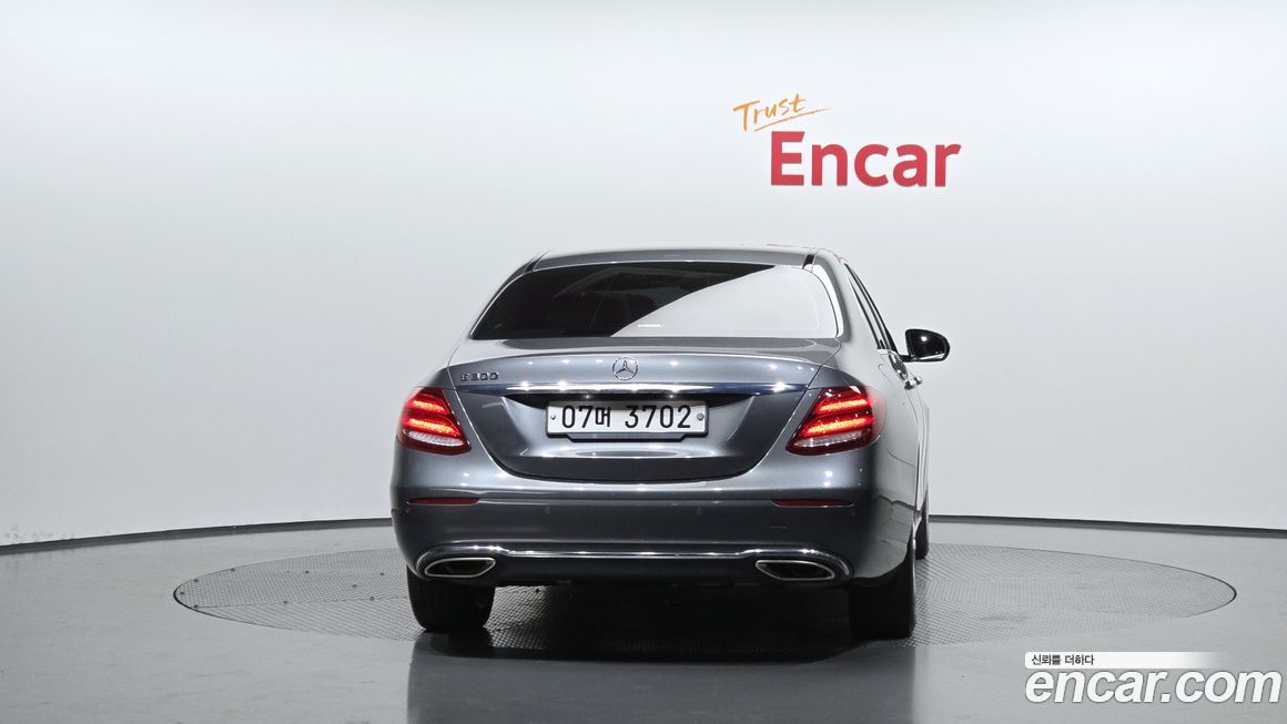 Mercedes-Benz E-Class 2018