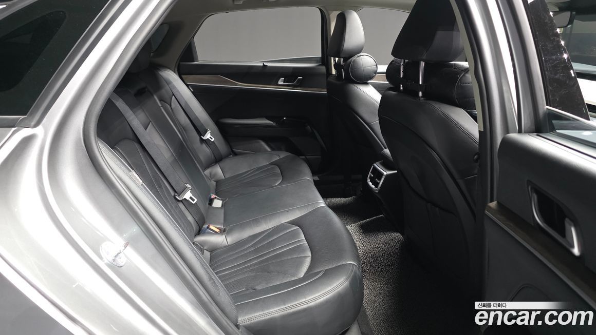 Kia K5 2021