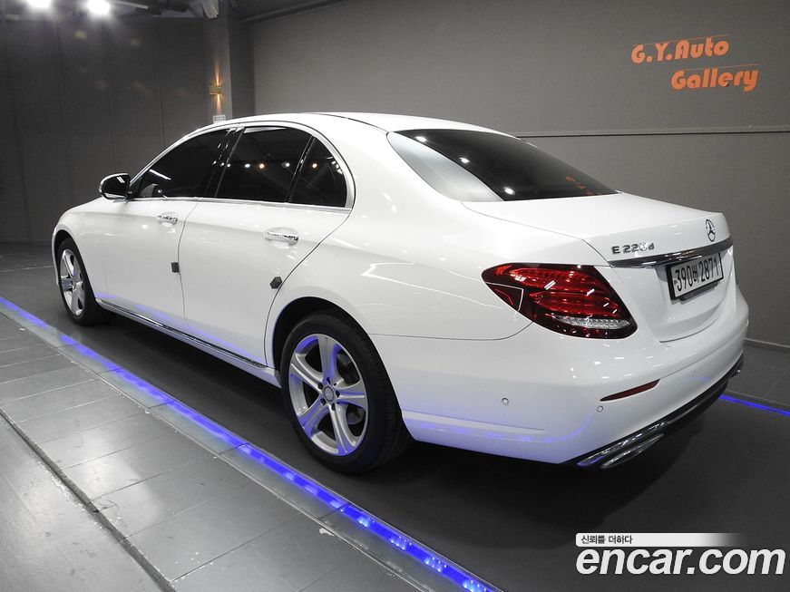 Mercedes-Benz E-Class 2018