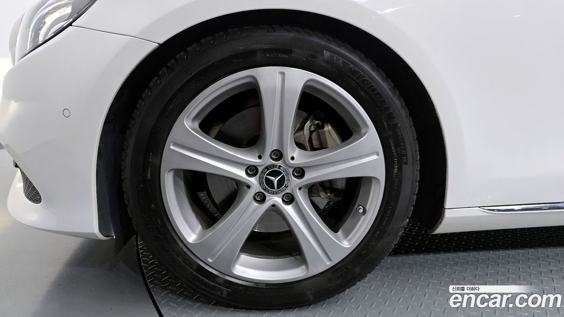 Mercedes-Benz E-Class 2018