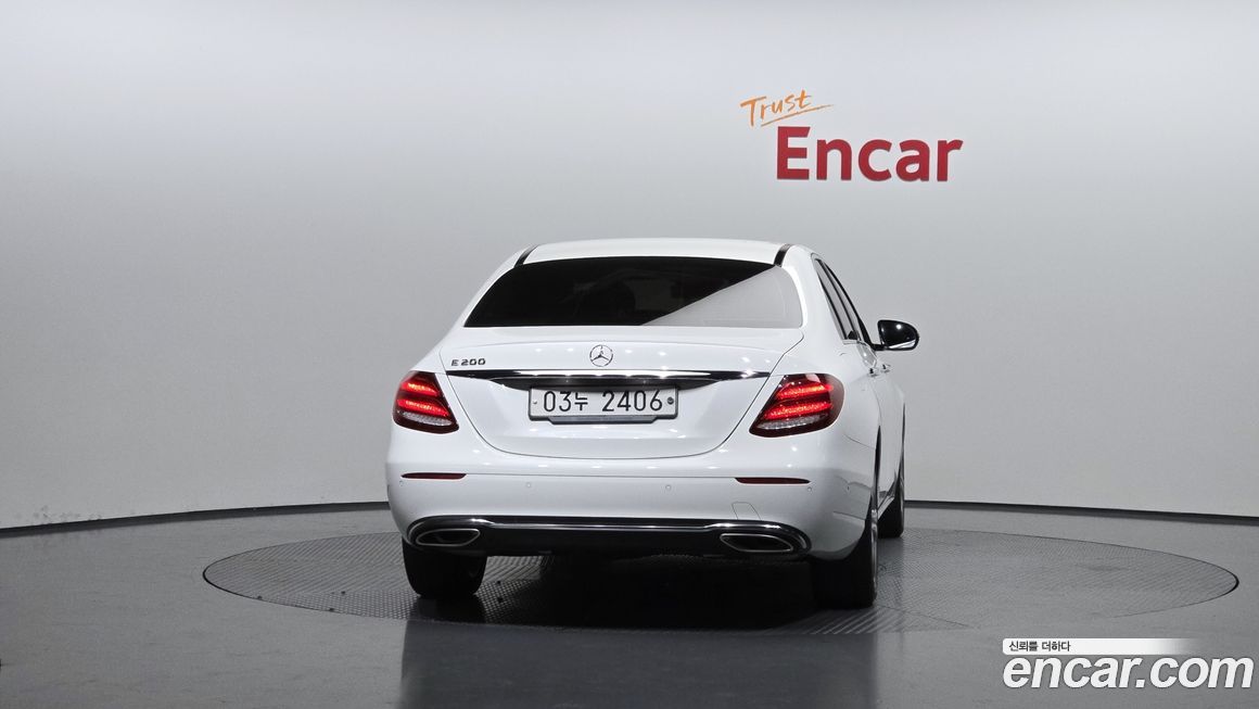 Mercedes-Benz E-Class 2018