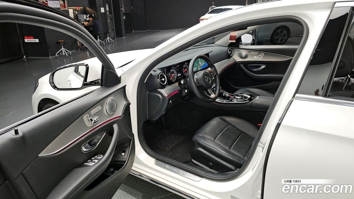 Mercedes-Benz E-Class 2018