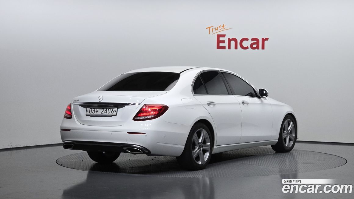 Mercedes-Benz E-Class 2018