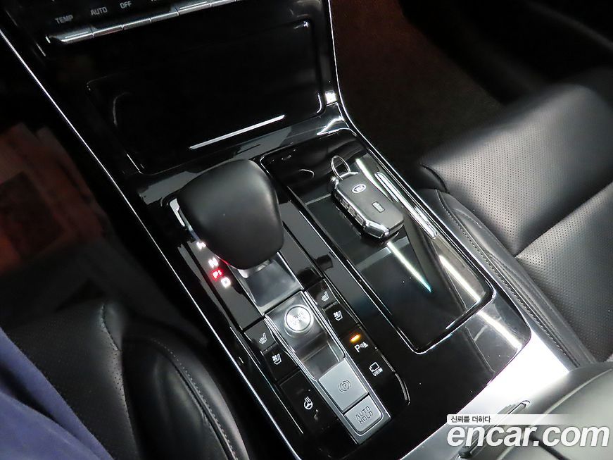 Kia K7 2021