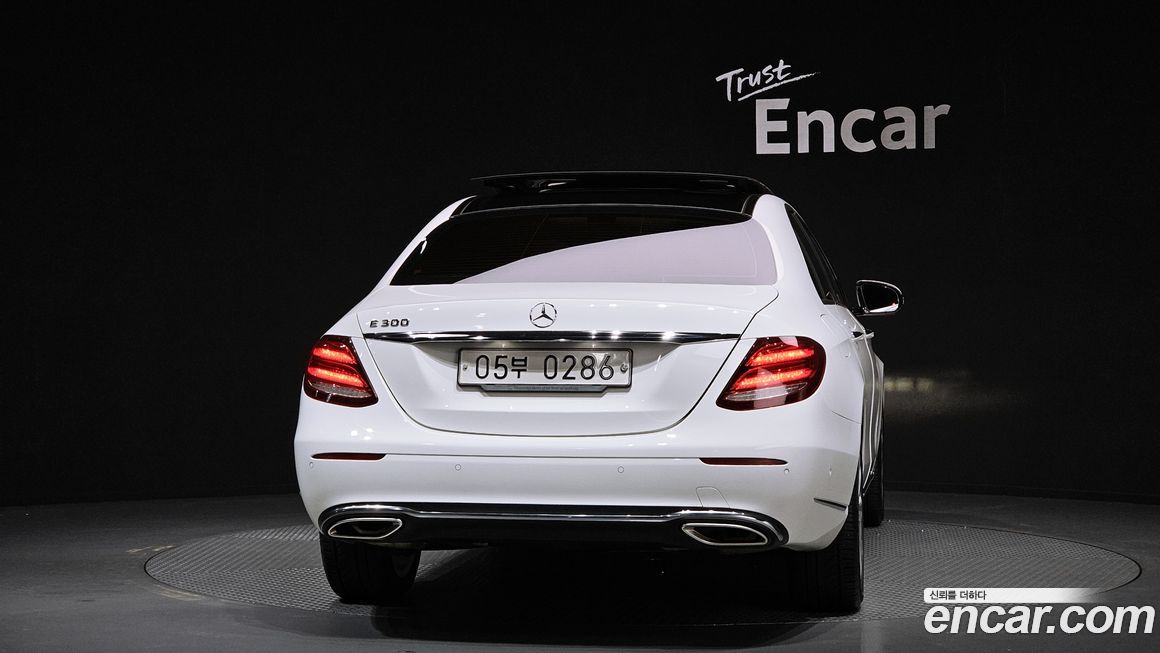 Mercedes-Benz E-Class 2017