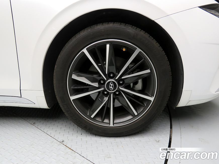 Hyundai Grandeur 2022