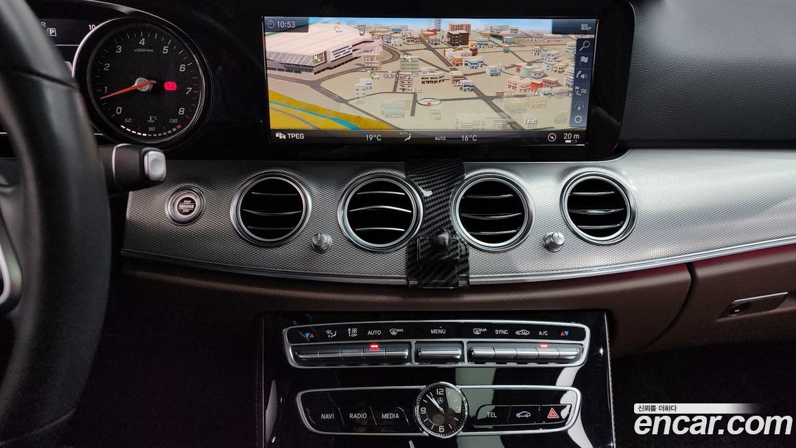 Mercedes-Benz E-Class 2019