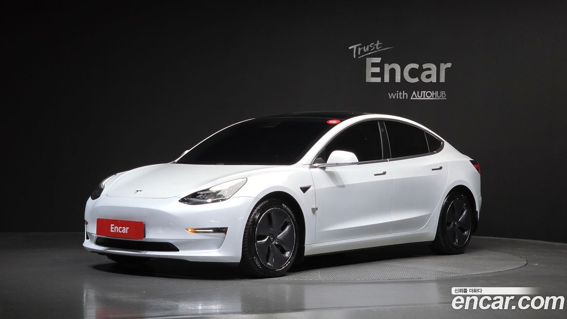 Tesla Model 3 2020