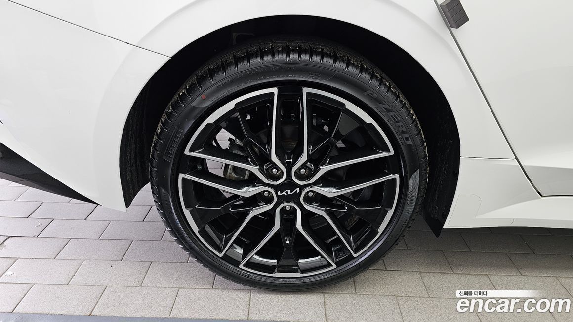 Kia K5 2023