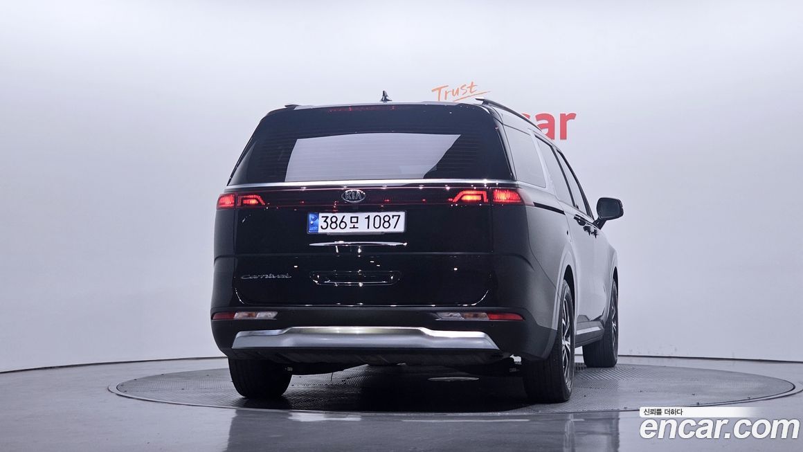 Kia Canival 2021