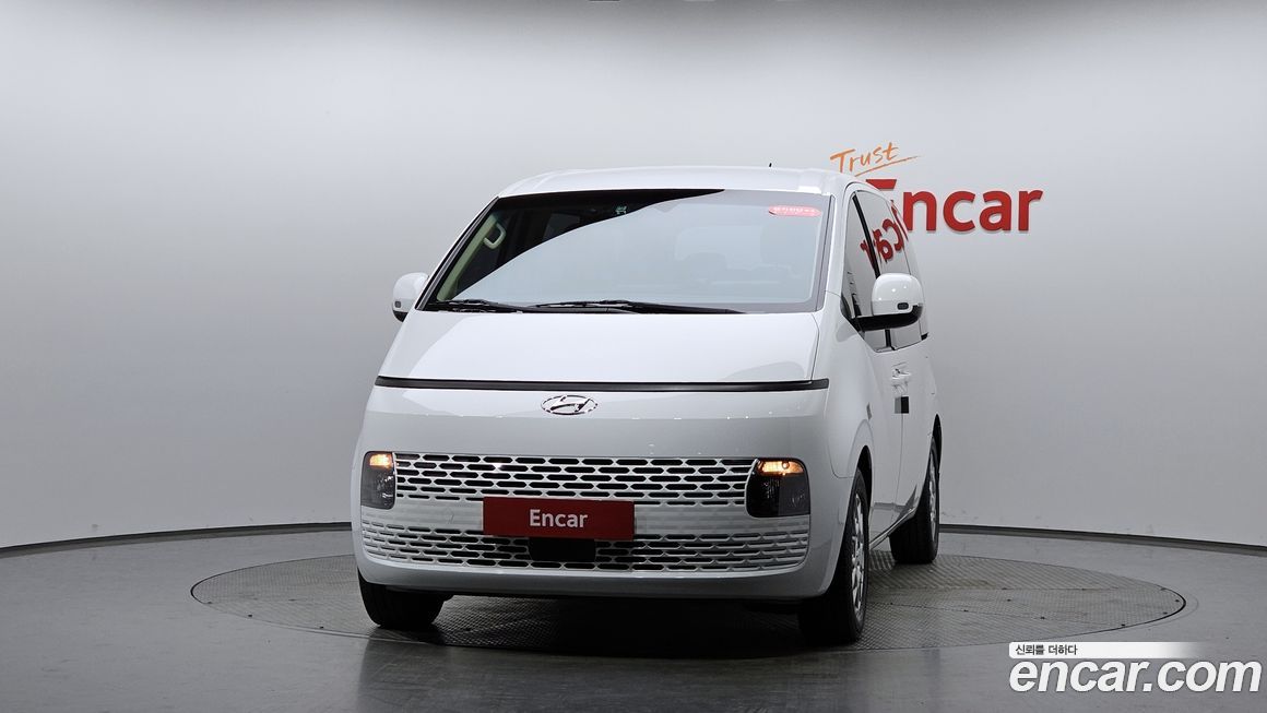 Hyundai Staria 2023