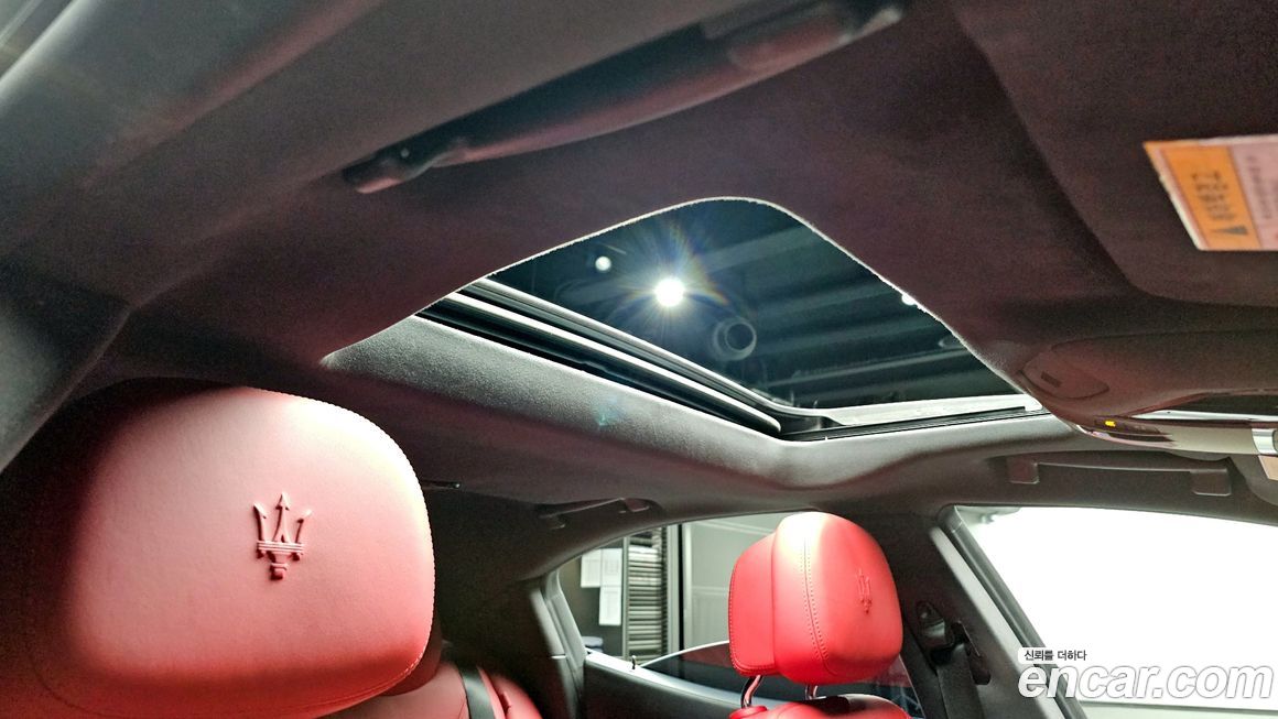 Maserati Ghibli 2019