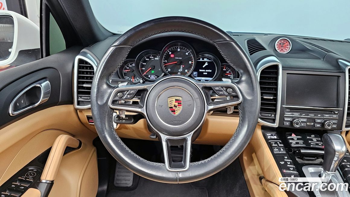 Porsche Cayenne 2016